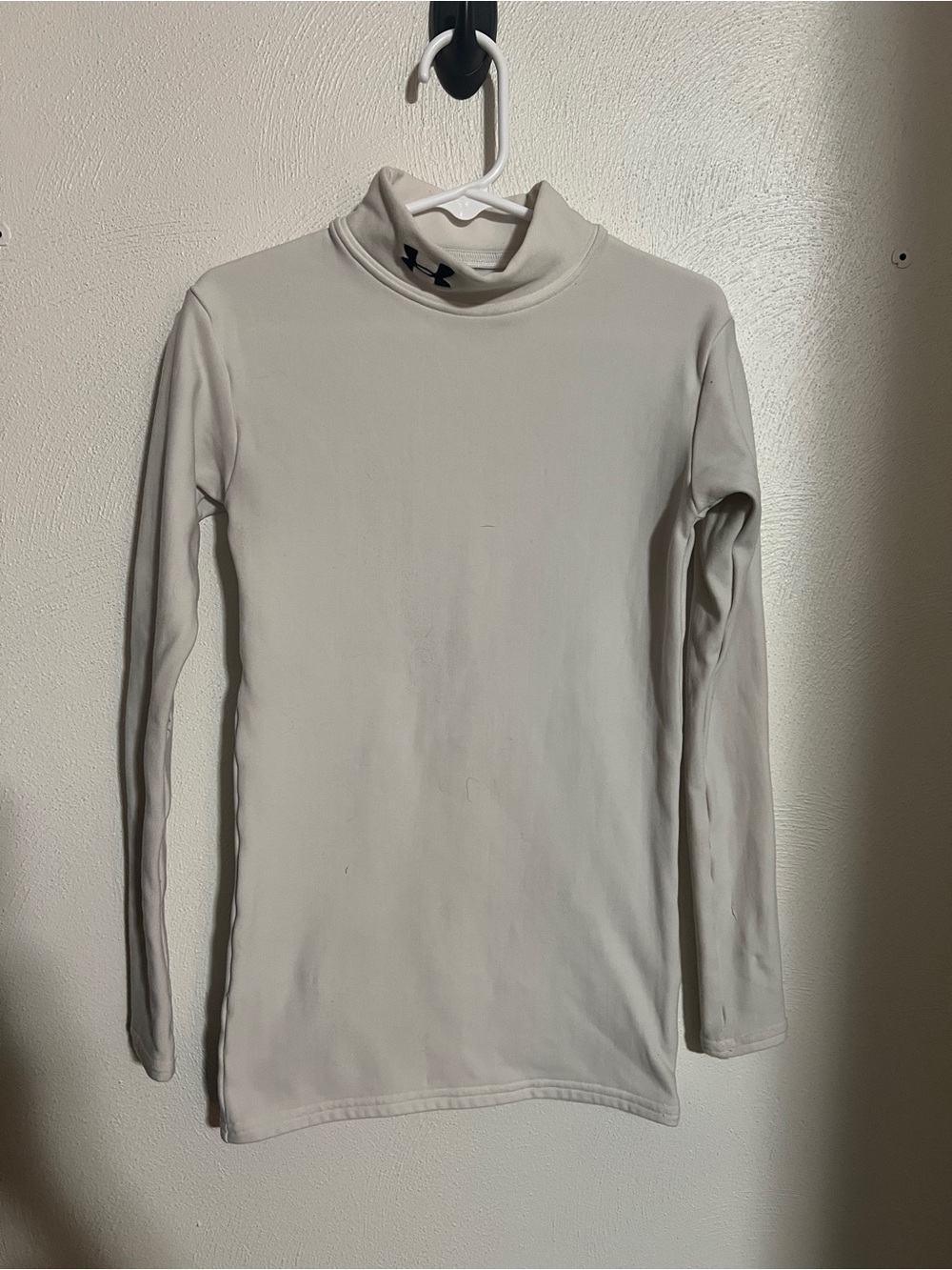 UNDER ARMOUR Cold Gear Mock Neck Athletic Base Layer White Black Boy's Size M